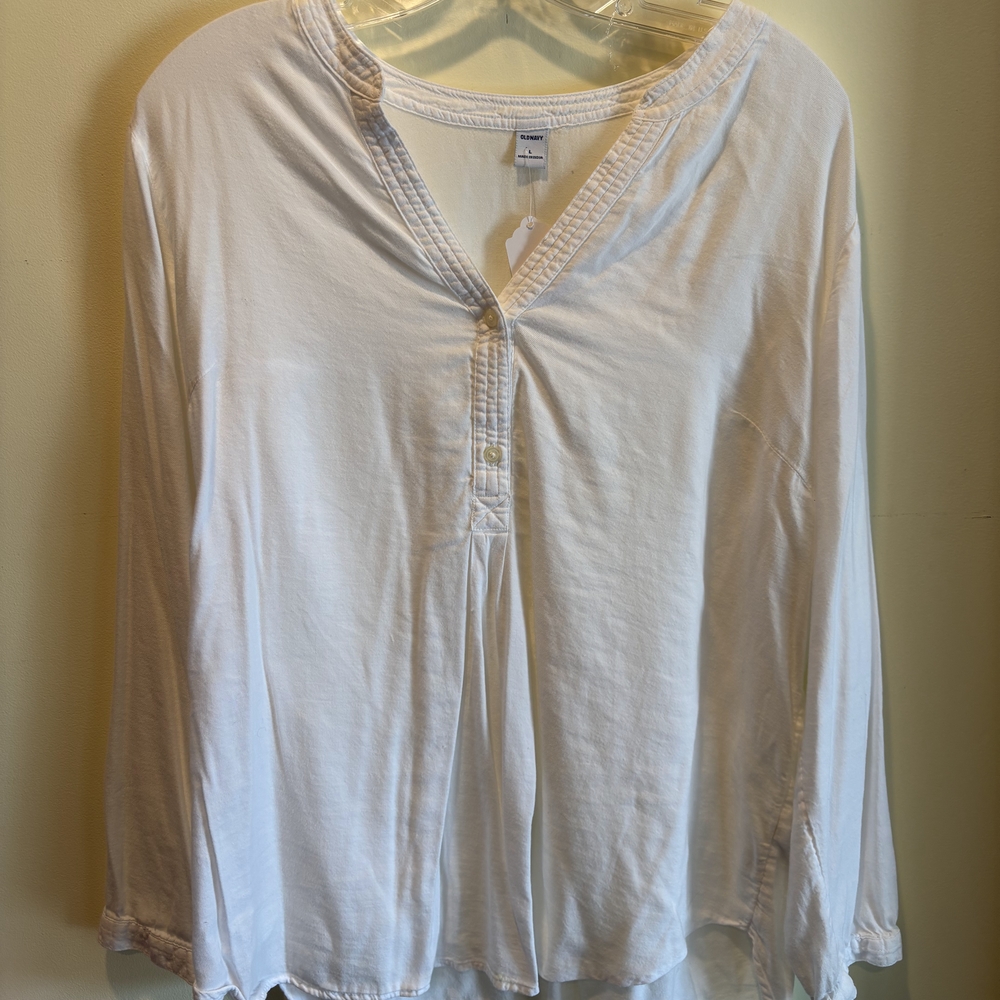 Old Navy Cream Button-Up Women's Blouse